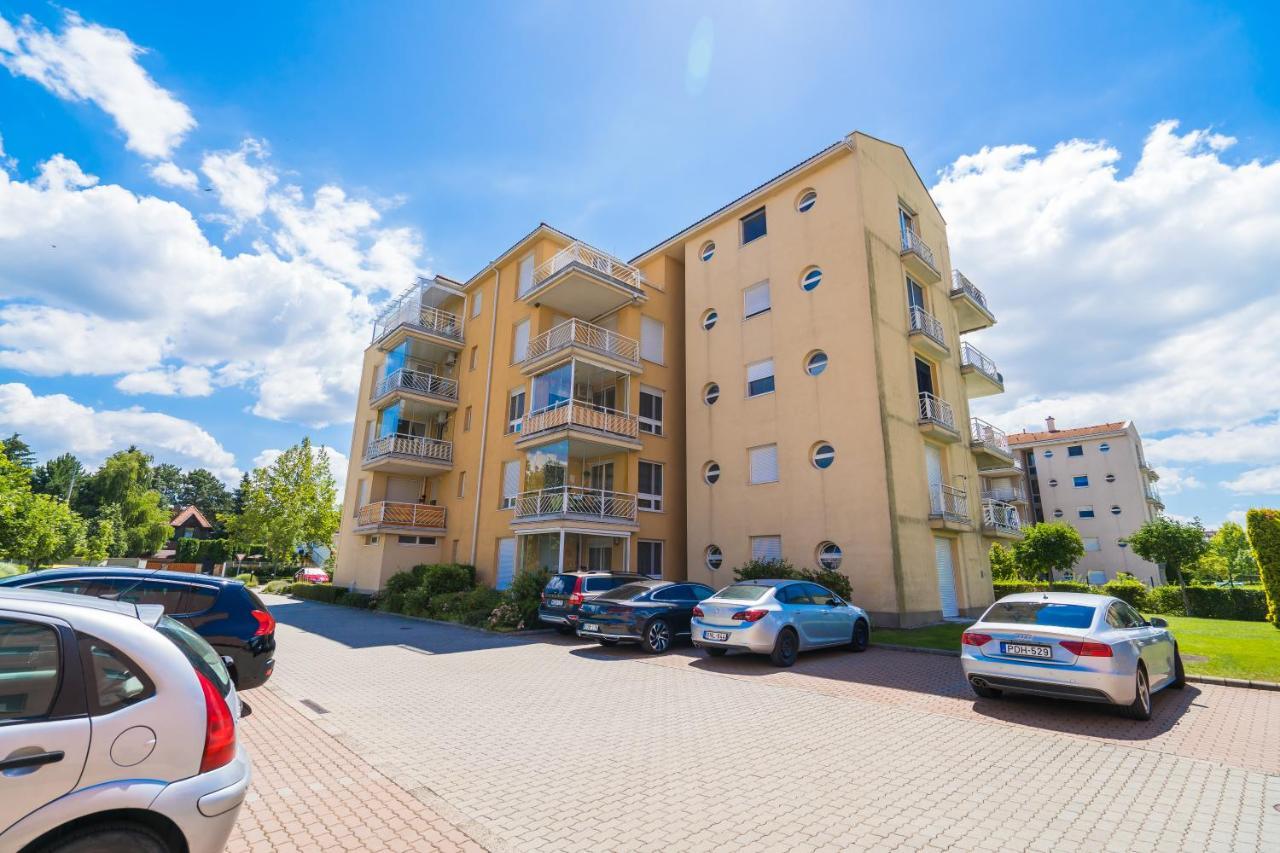 Myflat All-Season Apartment Siófok Exterior foto